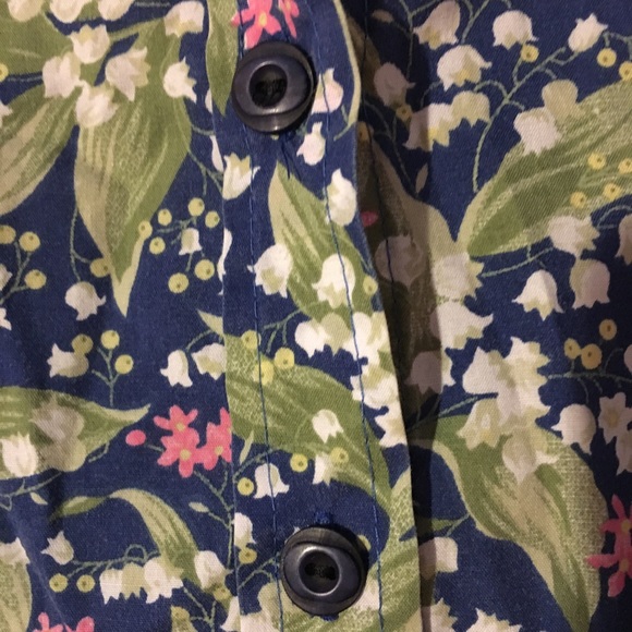 Floral Button-Up (vintage) - Picture 2 of 3